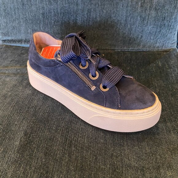 Aetrex - Aubrey Navy - Multiple Sizes (NEW W/ BOX)